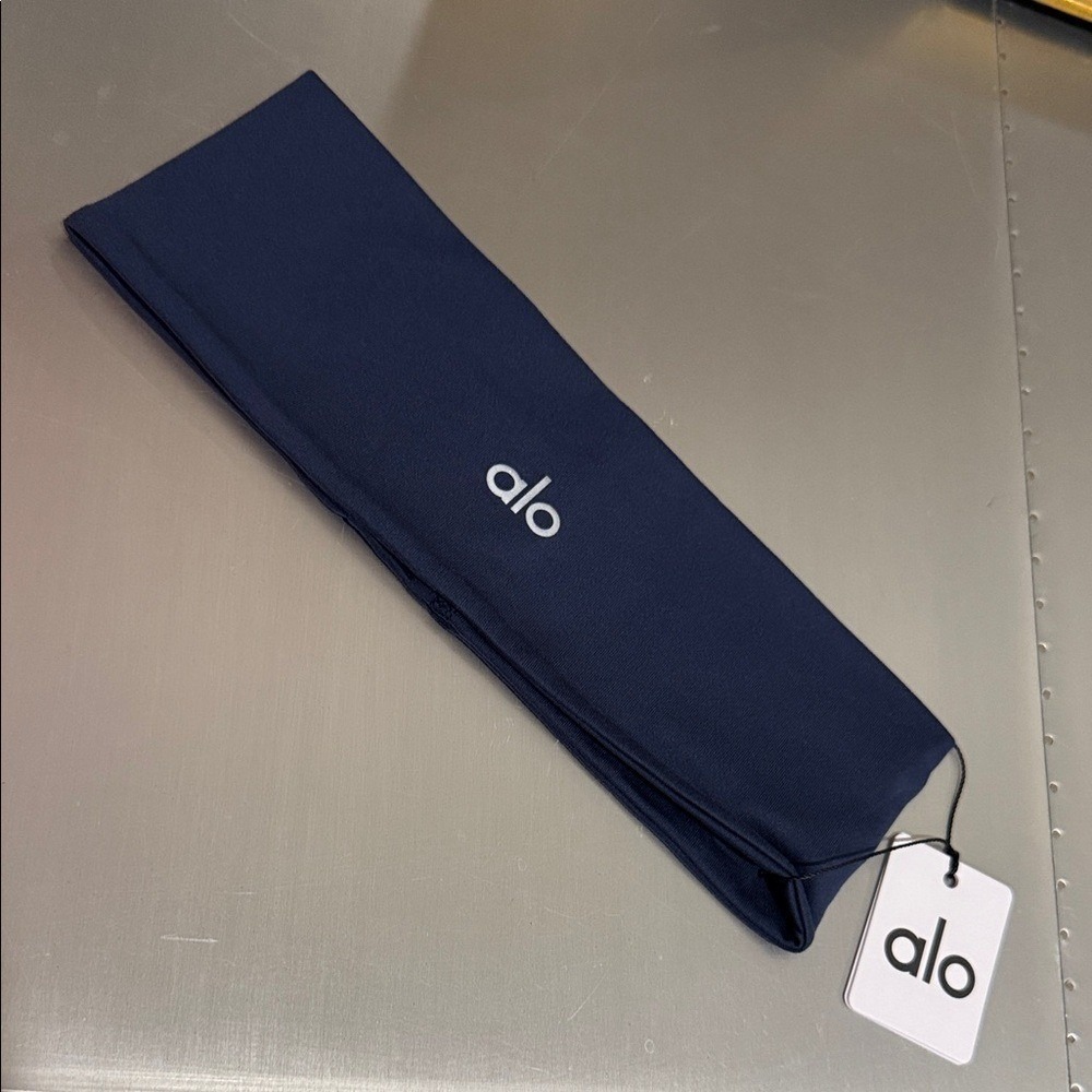 ALO Performance Conquer Headband Navy NWT 🏃♀️💙
